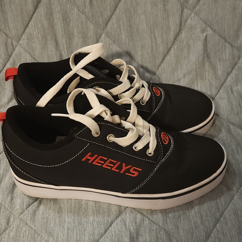 Heelys Black and Red Sneakers, Size 7